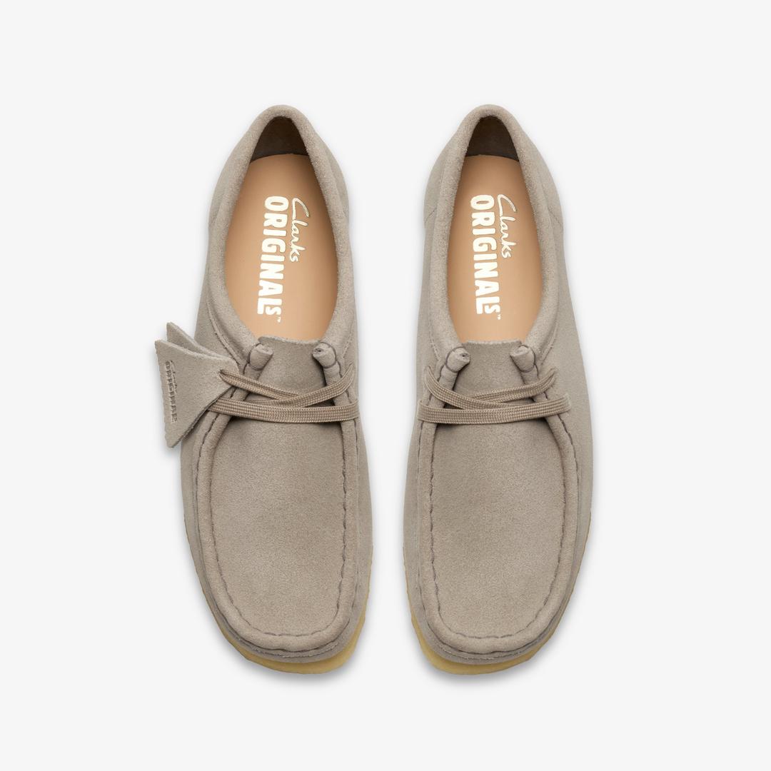 Womens Wallabee Pale Grey Suede - Image 6