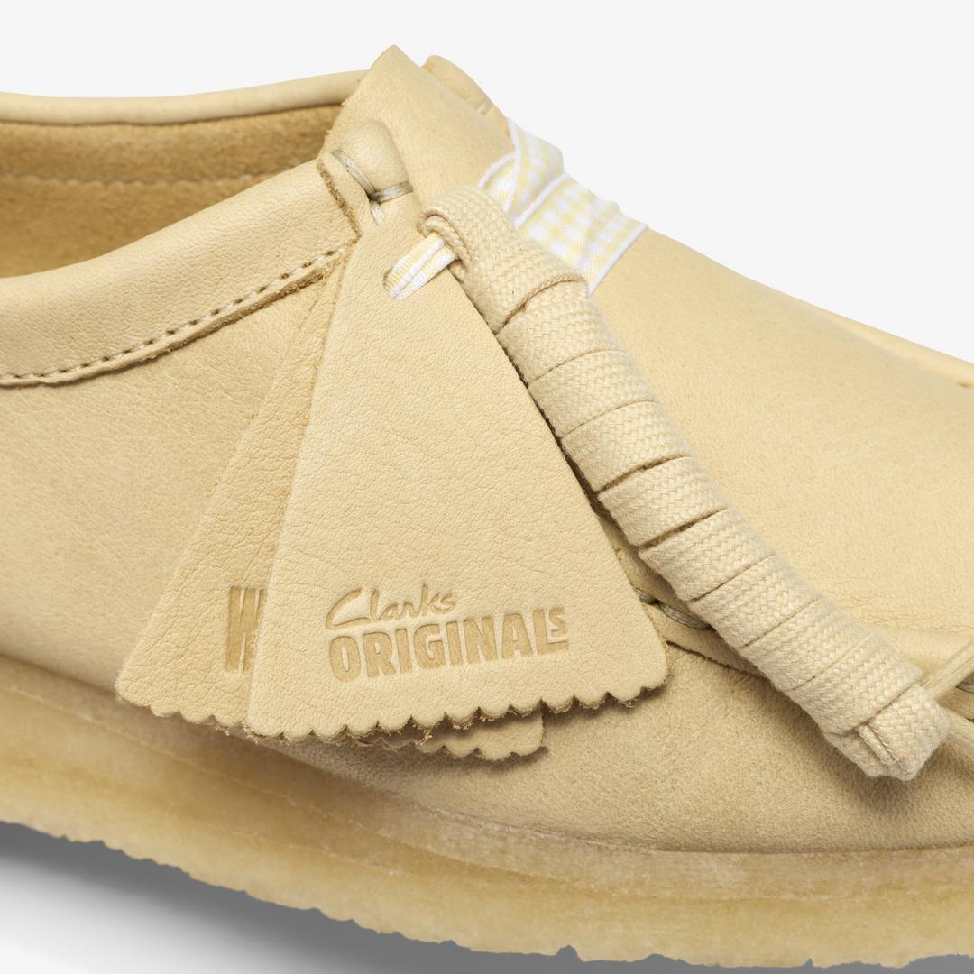 Womens Wallabee Pale Yellow Leather - Image 10
