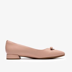 Womens Natalyn Trim Light Pink Leather Slip-Ons