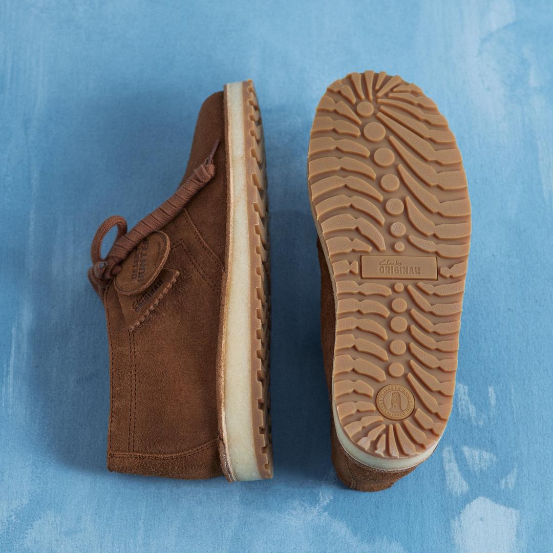 Mens Desert Hunter Cola Suede Desert Boot - Image 2